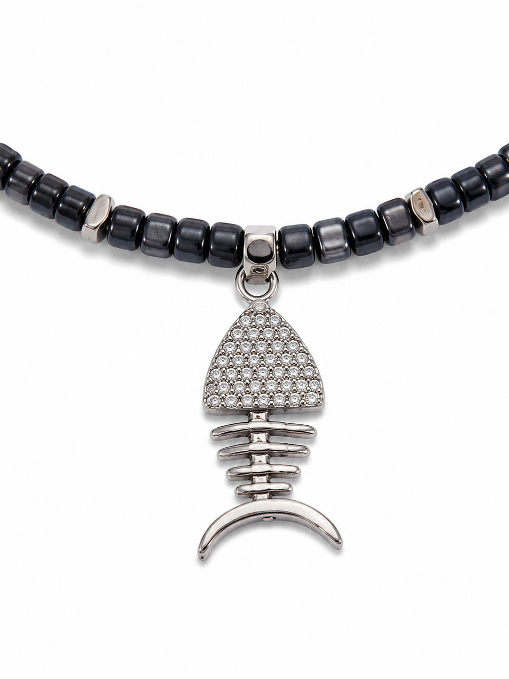 Mother of pearl 
Hematite 
Sterling silver 925