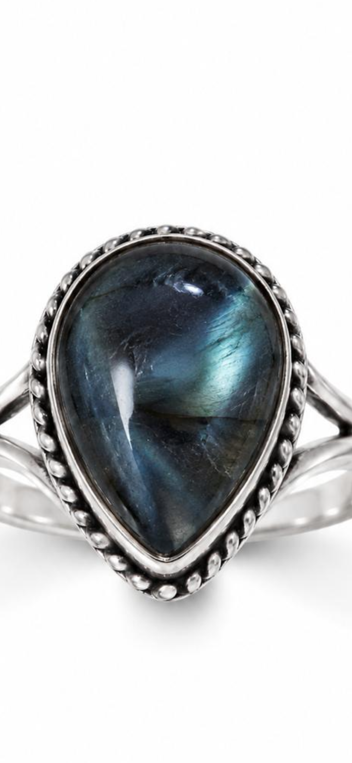Exhaled.  
Sapphire 
Sterling Silver 925