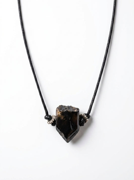 Agate 
Leather cortex 
Sterling silver 925