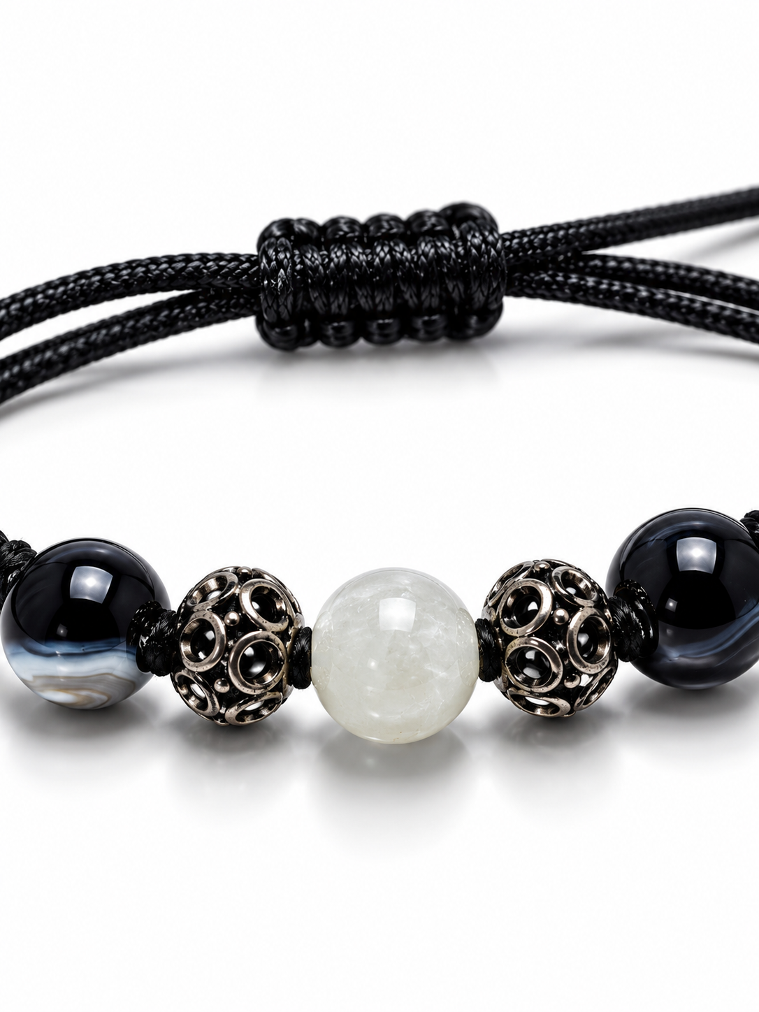 Balance.     
Agate 
Sterling silver 925
Hematite