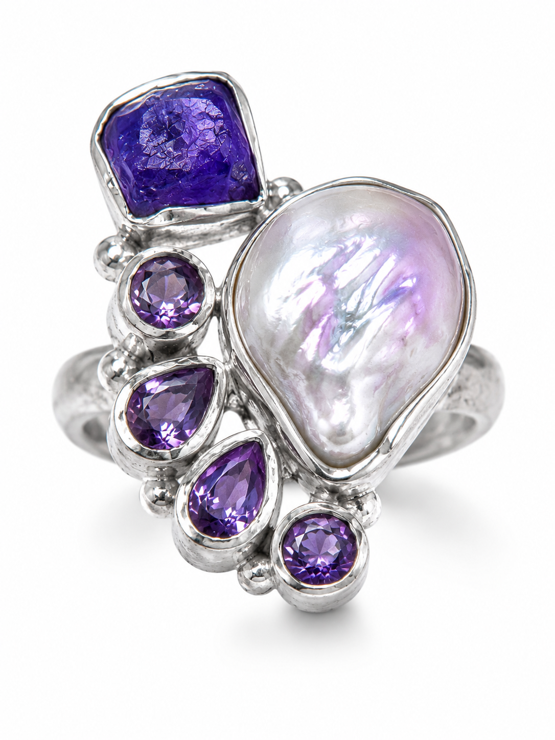 Royal pearl.   
Pearl 
Amethyst 
Sterling Silver 925