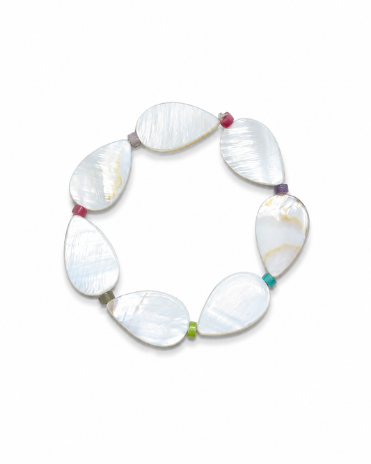 Vanilla shell 1
Mother of pearl 
Jasper