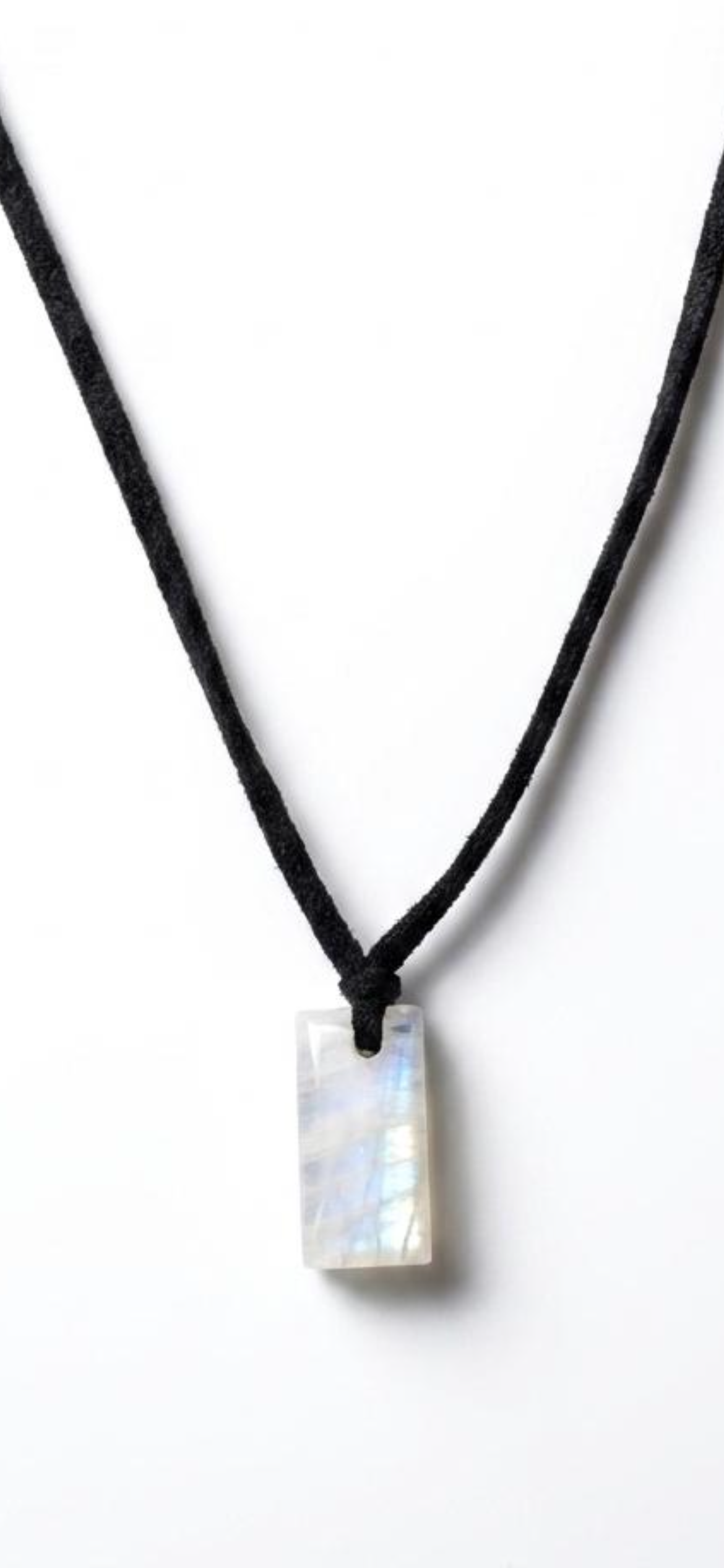 Moon stone 
Velvet 
Sterling silver 925