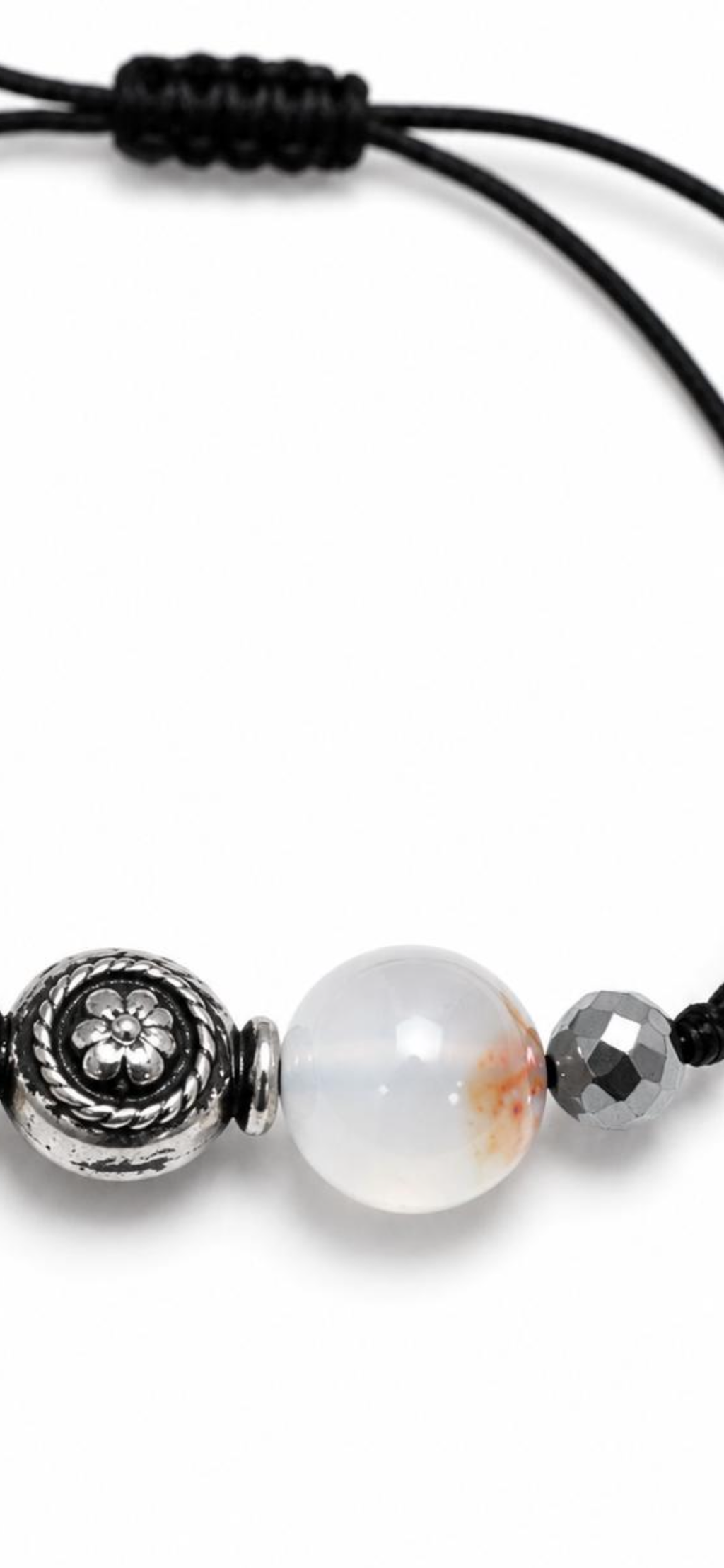 Sahara.       
Agate 
Sterling silver 925
Hematite