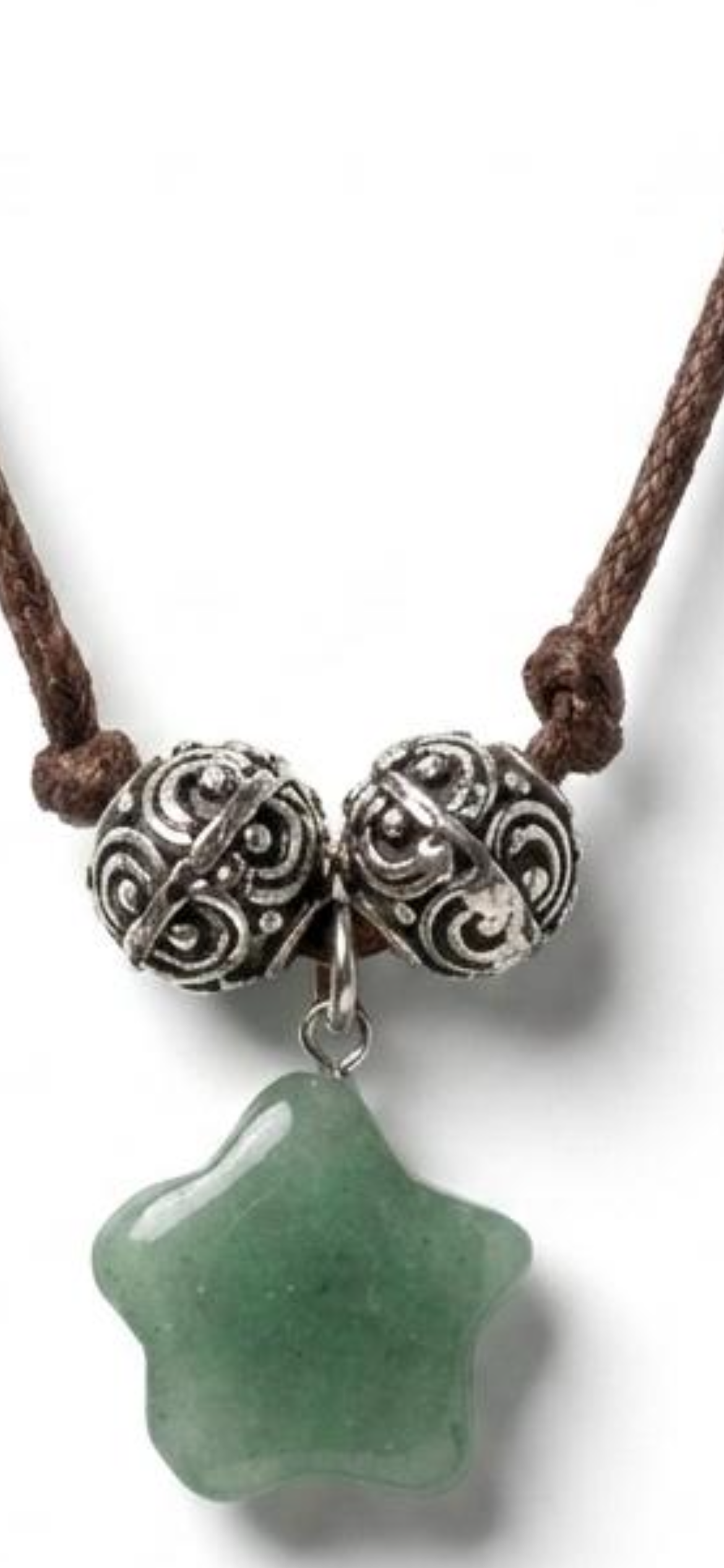 Jade 
Leather cortex 
Sterling silver 925