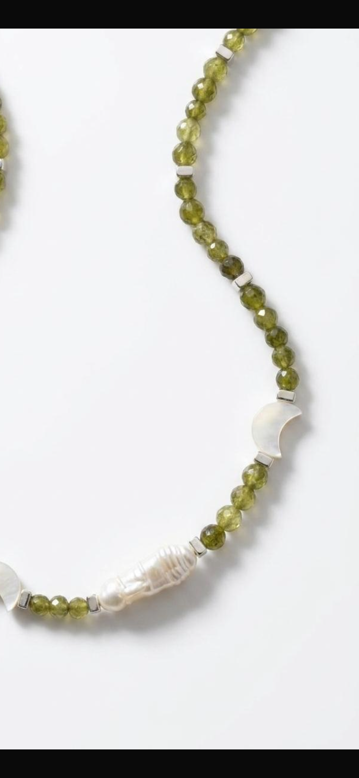 Olive jade 
Pearl 
Hematite 
Mother of pearl 
Sterling silver 925