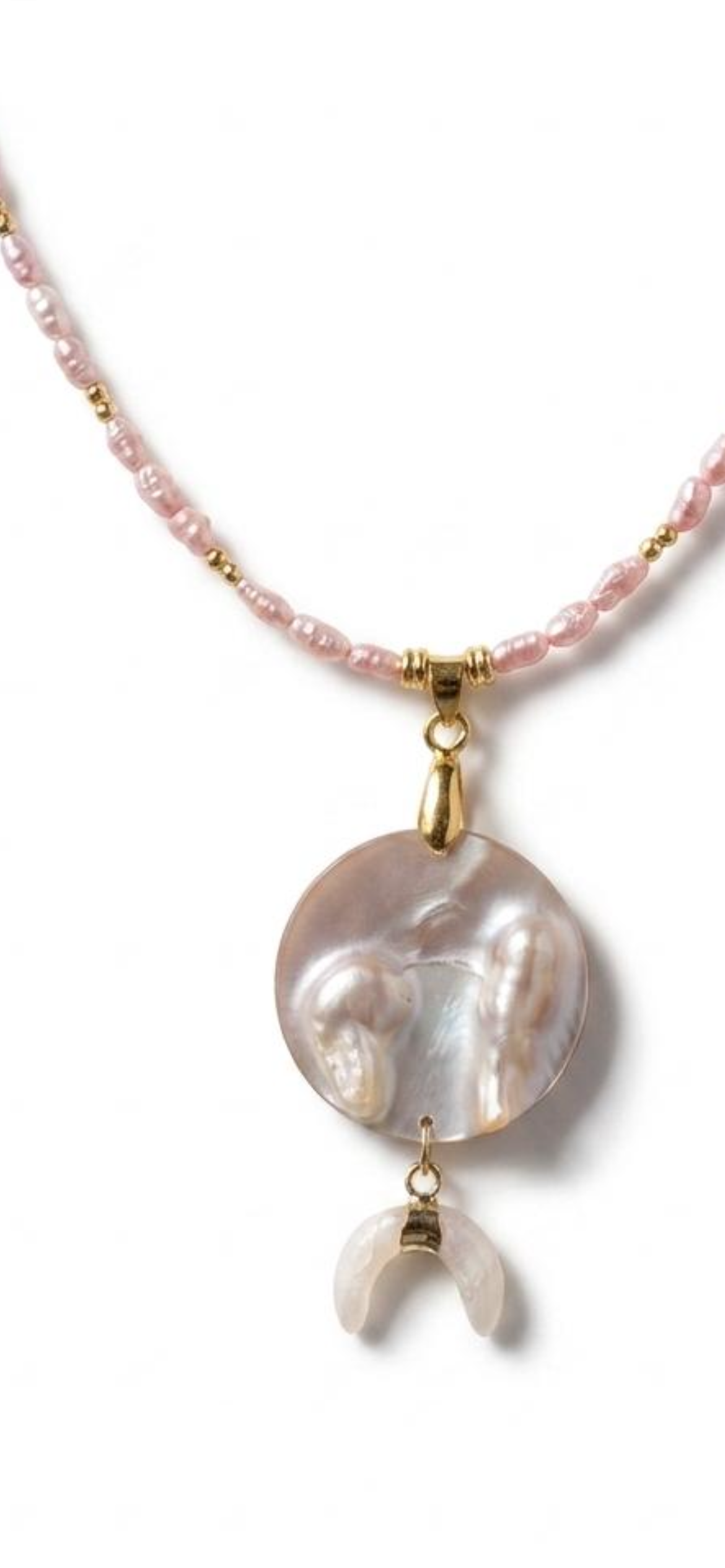 Pearl 
Hematite
Rose quartz 
Mother of pearl 
Sterling silver 925 gold plated