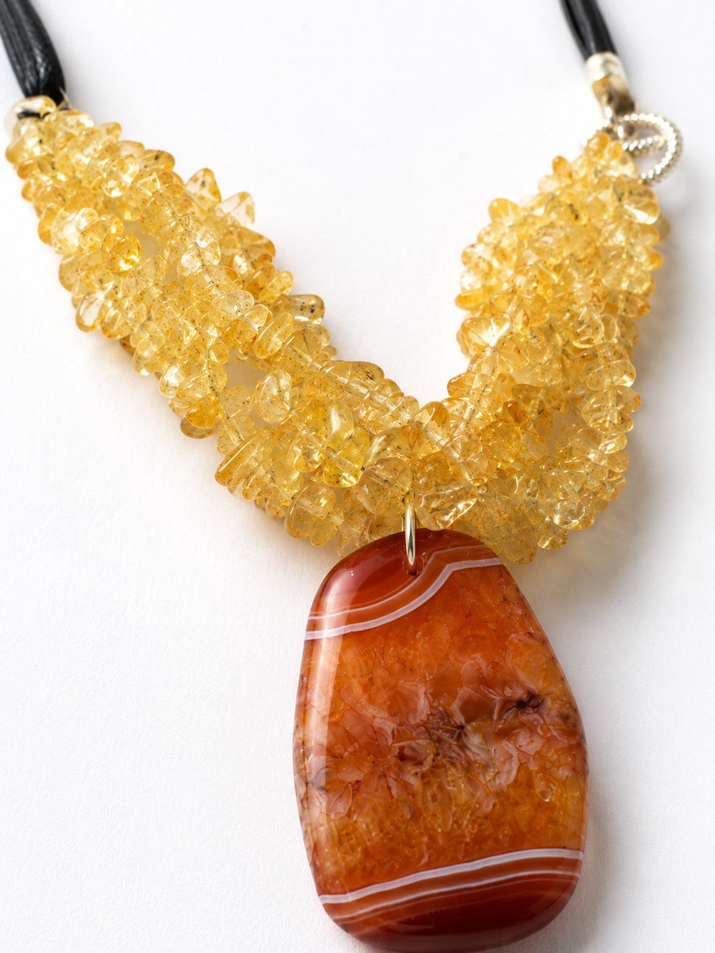 Certain. Agate. Sterling silver 925.  Leather cortex