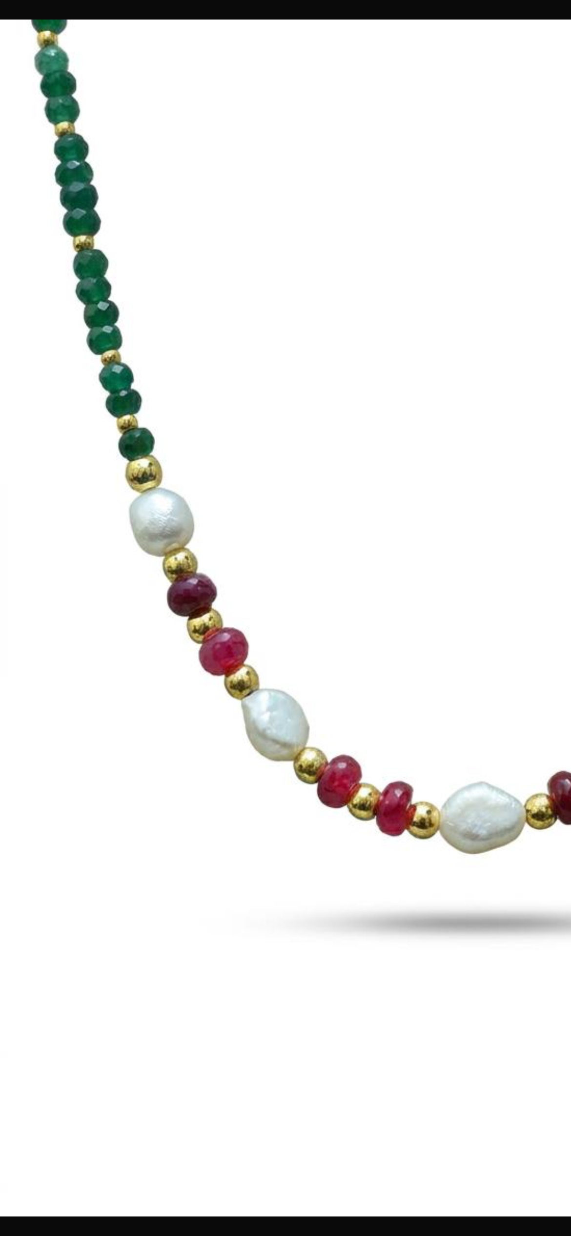 Green agate
Pearl 
Red agate 
Hematite 
Sterling silver 925 gold plated