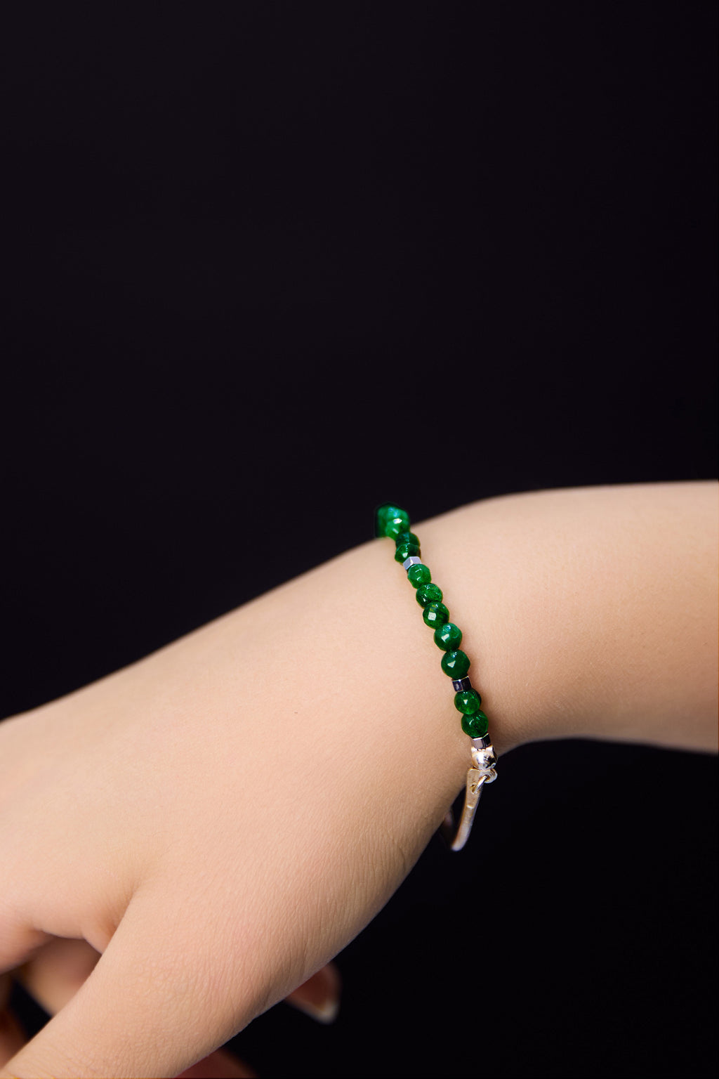 Emerald Dua