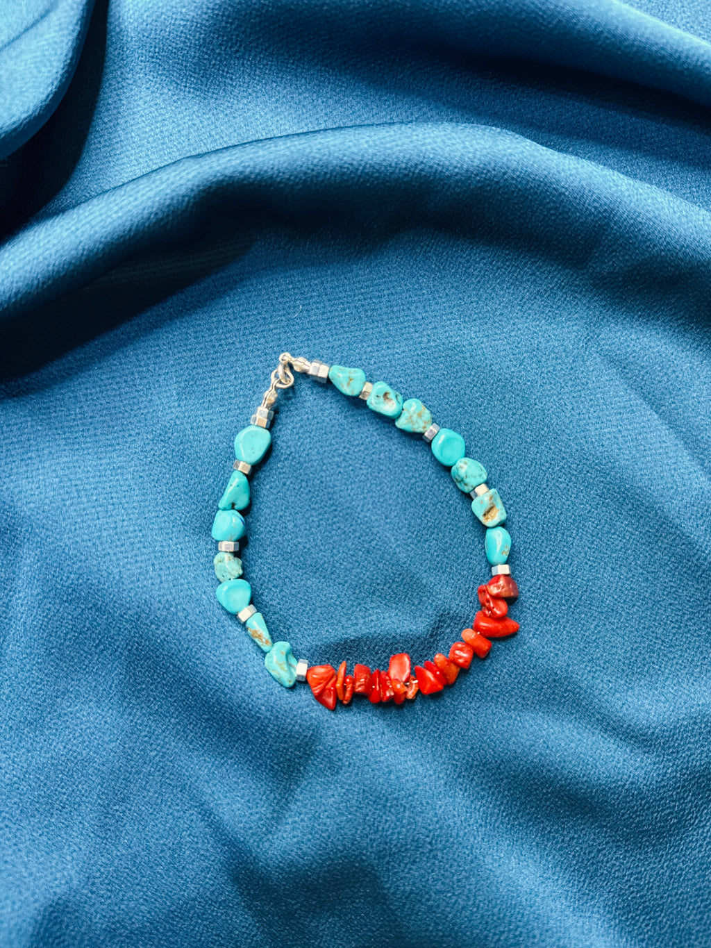 Track IV: Fade RED Signal bracelet - unisex