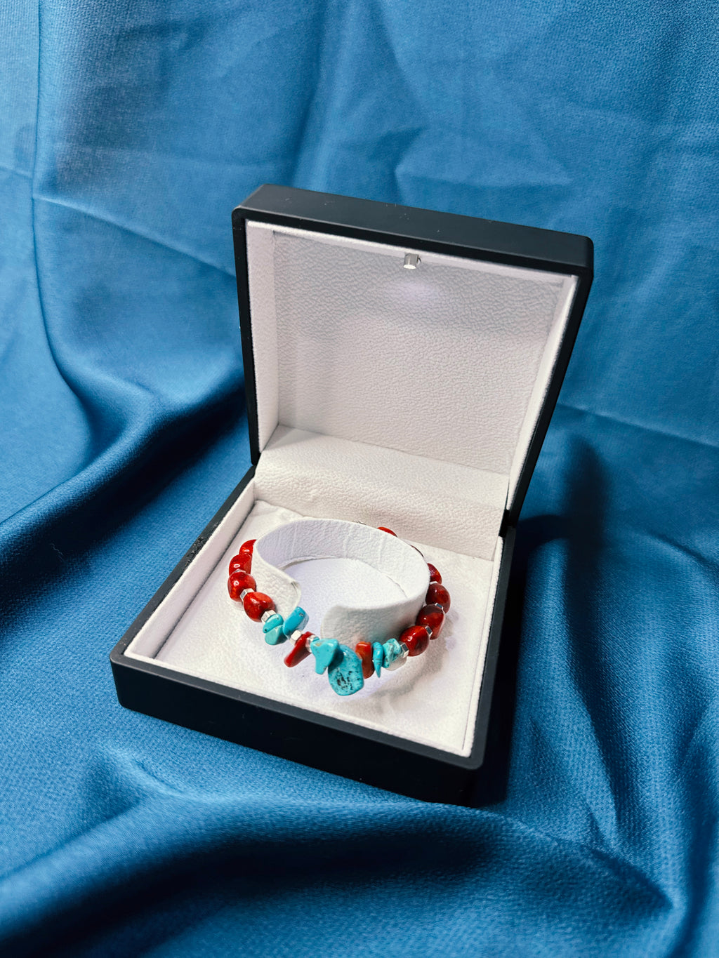 Track III: Equator Dust bracelet -unisex