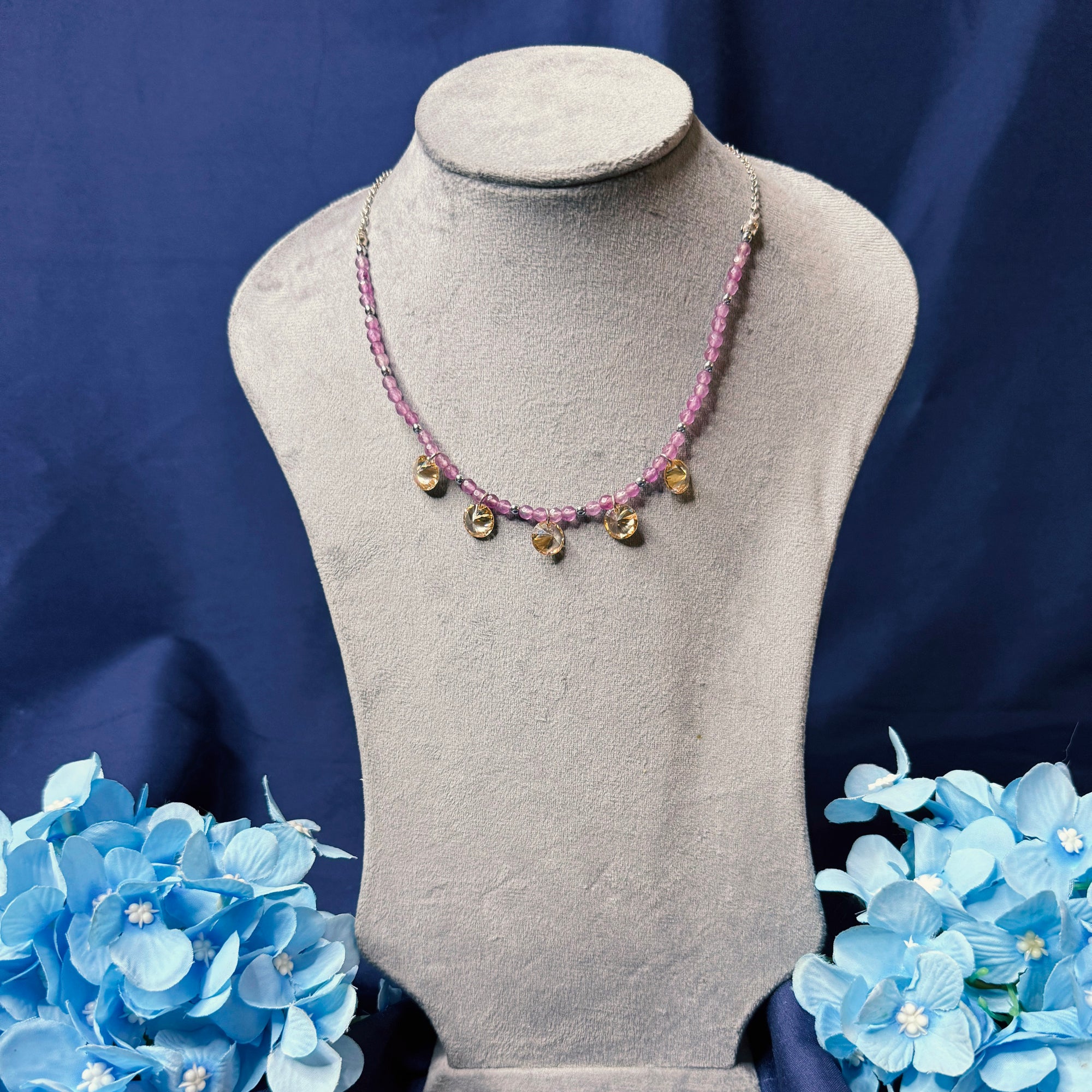 Shadow Bloom necklace