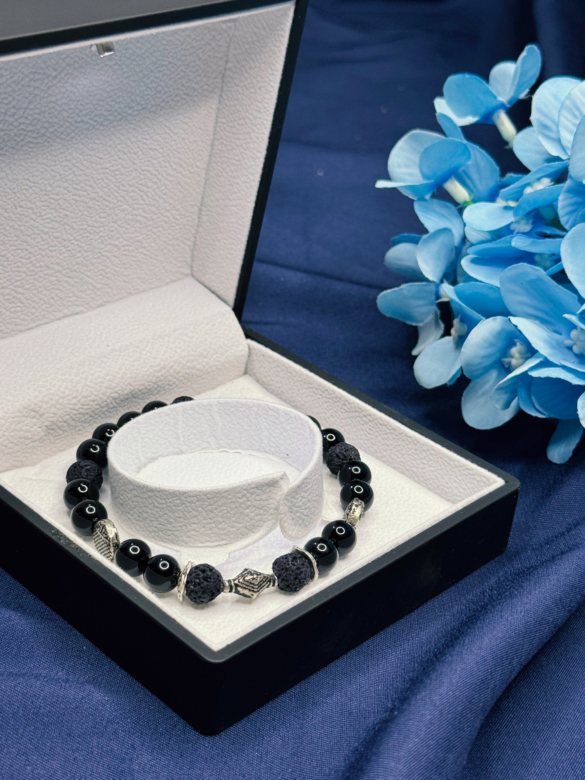 Obsidian Line bracelet - Unisex