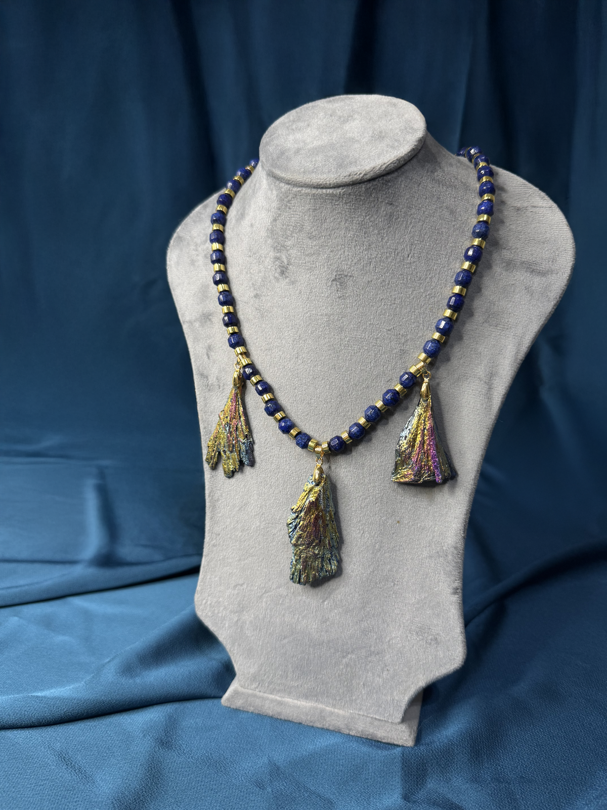 Crownphase Necklace